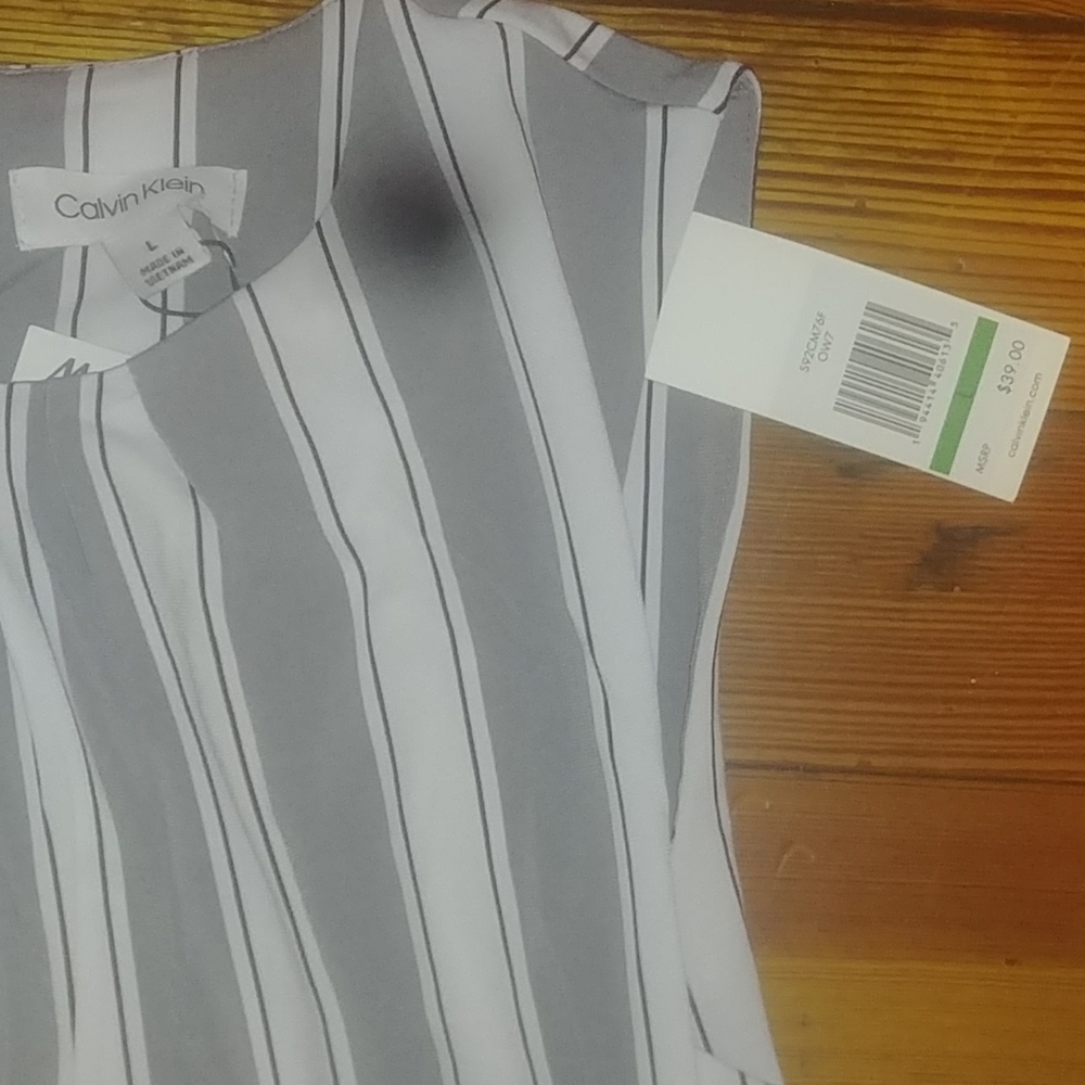 Calvin Klein Tank Top - Picture 2 of 4
